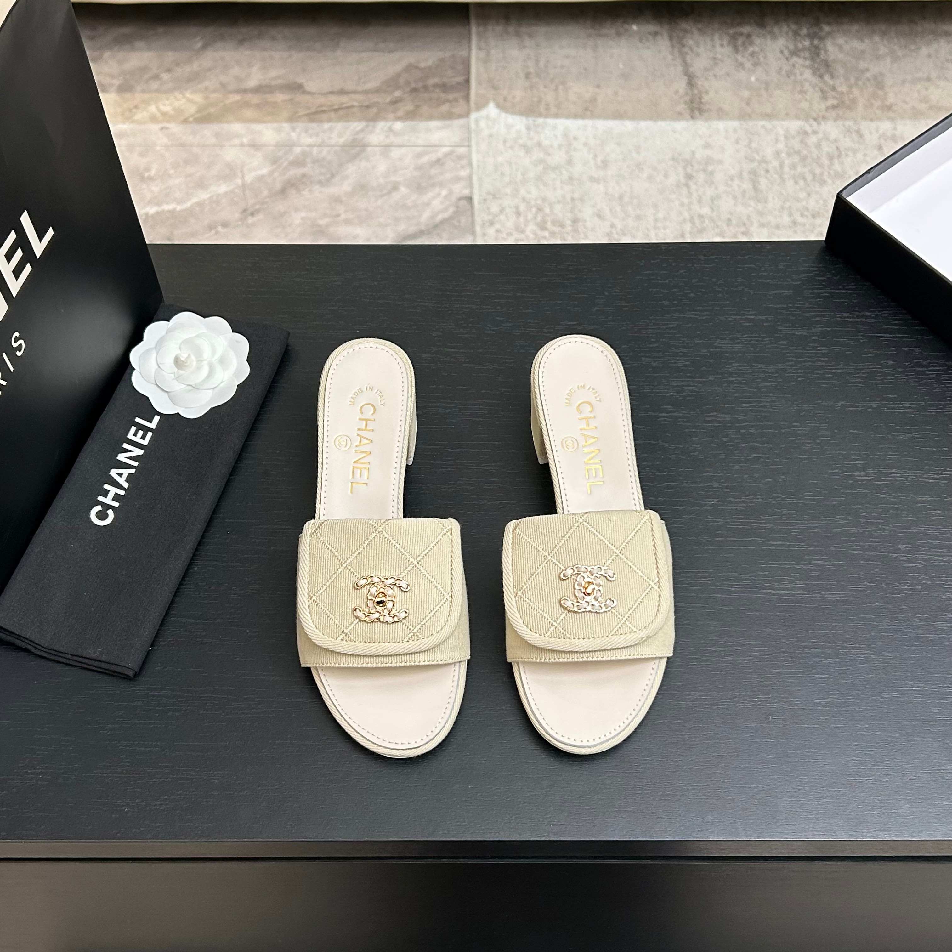 Chanel sz35-39 mnq0246